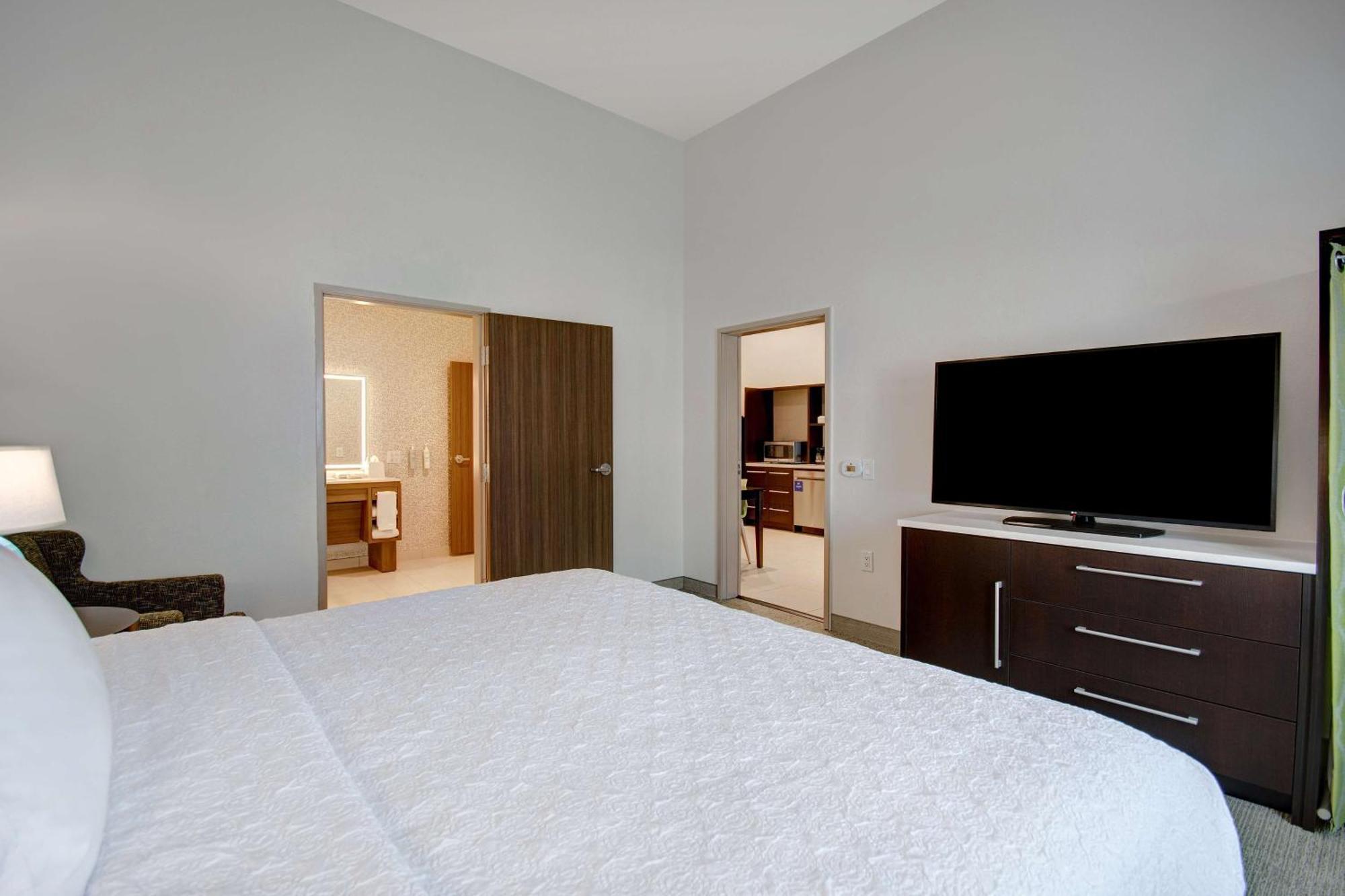 Home2 Suites By Hilton Burleson Exteriör bild