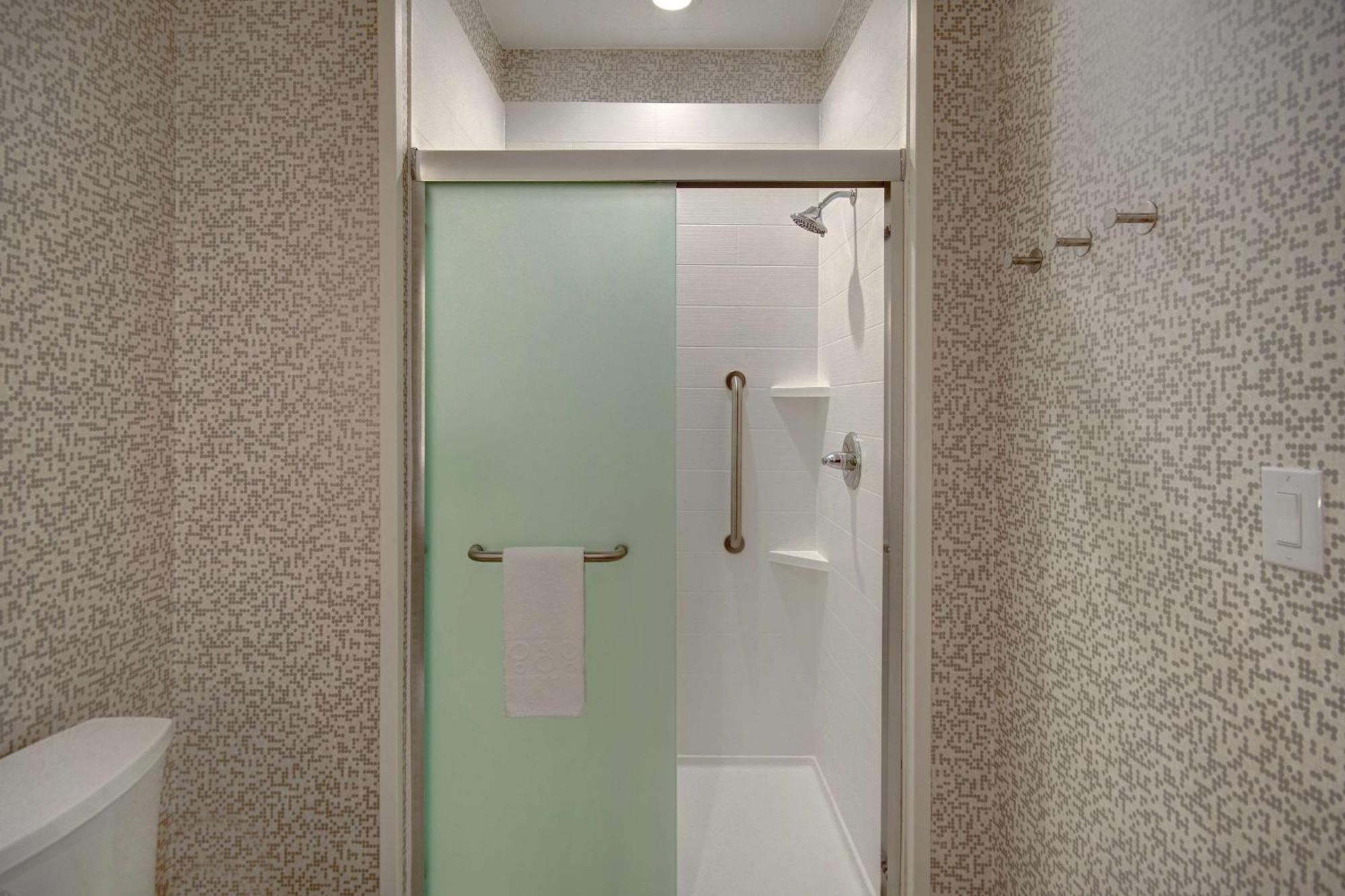 Home2 Suites By Hilton Burleson Exteriör bild
