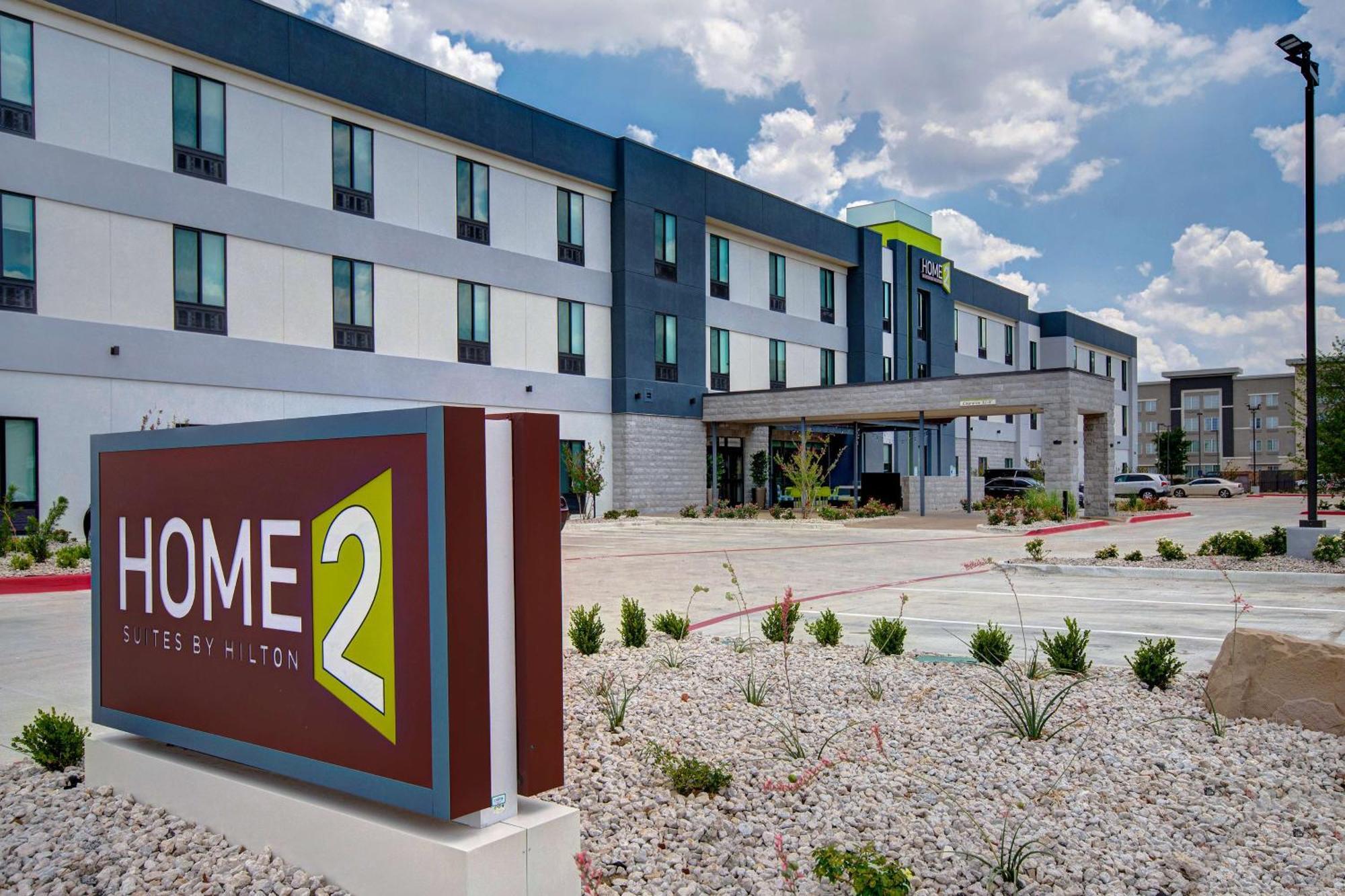 Home2 Suites By Hilton Burleson Exteriör bild